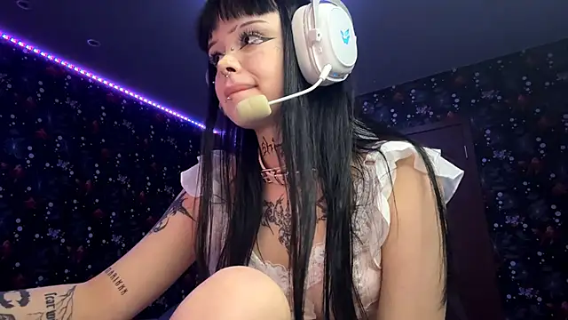 Luna Sohotti online show from 02/28/26, 03:24