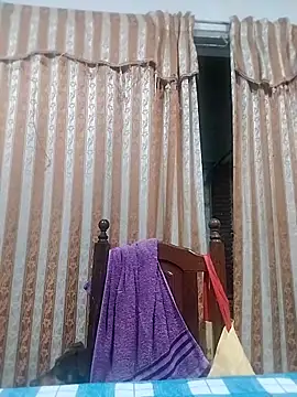 Lucia queen online show from 03/17/26, 04:06