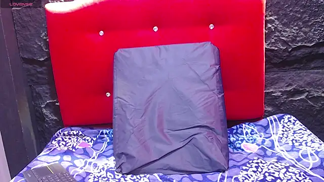 violet angel13 online show from 04/14/26, 02:45