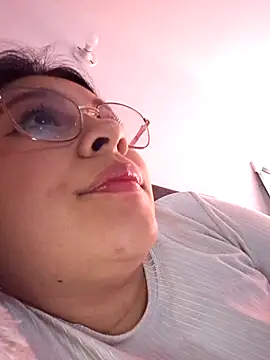 Snapshot of belen_green chatting on 06/15/26, 12:29 belen green online show from 06/15/26, 12:29
