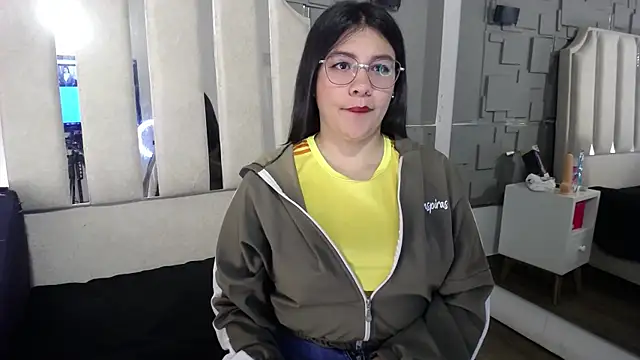 Snapshot of belen_green chatting on 06/17/26, 11:01 belen green online show from 06/17/26, 11:01