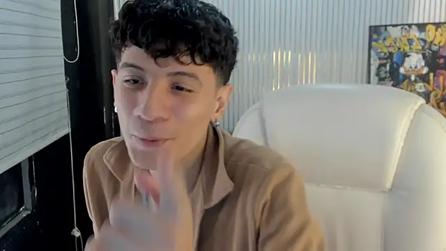 Snapshot of Angel_St1 chatting on 04/10/26, 04:44 Angel St1 online show from 04/10/26, 04:44