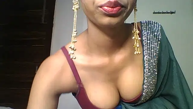 Rani1993 online show from 07/14/26, 04:34