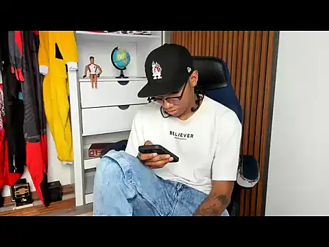 yandi hot online show from 02/25/26, 02:05