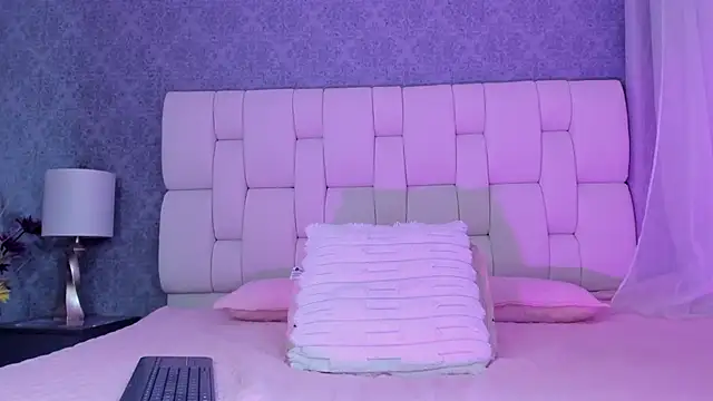 Snapshot of alisstarr chatting on 02/27/26, 11:43 alisstarr online show from 02/27/26, 11:43