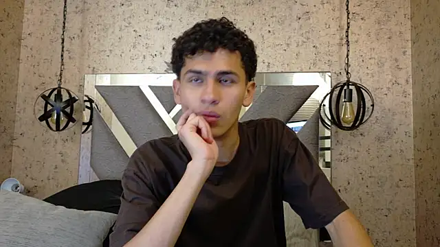 Snapshot of Dark_Sultan chatting on 02/25/26, 08:29 Dark Sultan online show from 02/25/26, 08:29