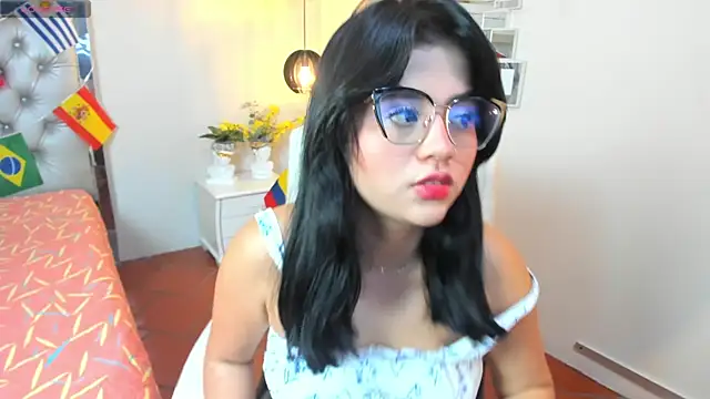 Snapshot of mila_quin chatting on 07/06/26, 08:00 mila quin online show from 07/06/26, 08:00