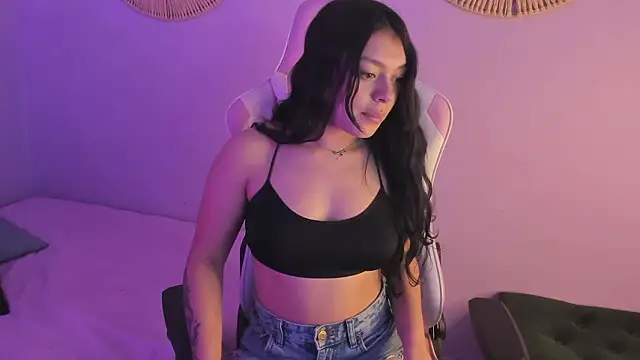 Snapshot of Lummii_ chatting on 02/28/26, 07:26 Lummii online show from 02/28/26, 07:26