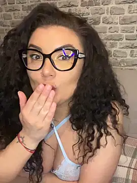 EvaPatricia online show from 03/13/26, 08:04