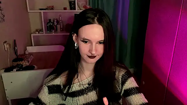 MabelDefina online show from 05/05/26, 05:04