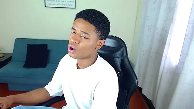 liiam3 online show from 03/11/26, 08:48