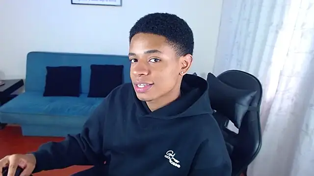 liiam3 online show from 03/12/26, 08:59