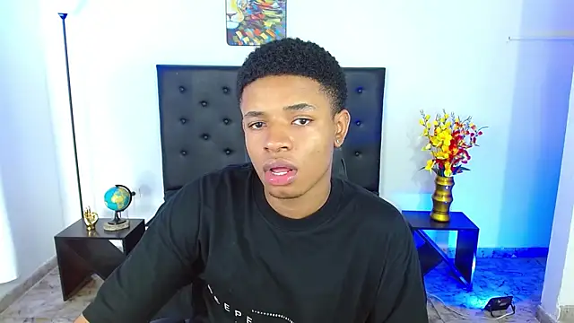 liiam3 online show from 04/10/26, 08:35