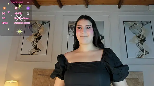zoe moon   online show from 05/18/26, 02:34