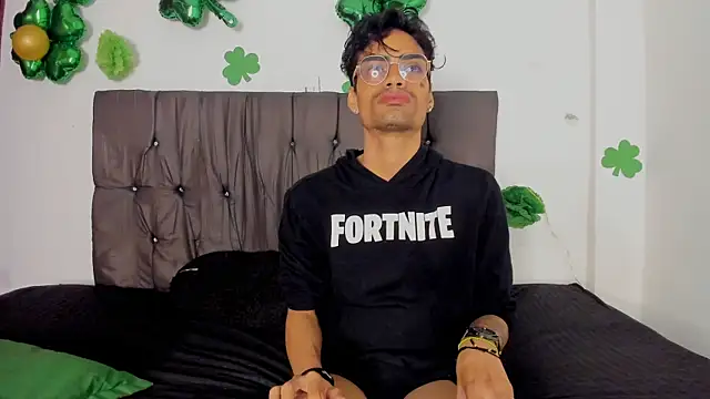 Gay Red Room online show from 04/11/26, 03:00