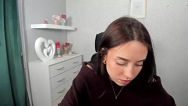 AdeleSolo online show from 03/27/26, 06:30