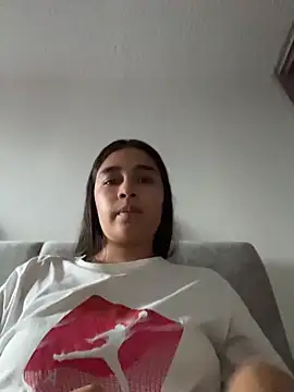 I Samanthaa online show from 05/09/26, 10:59