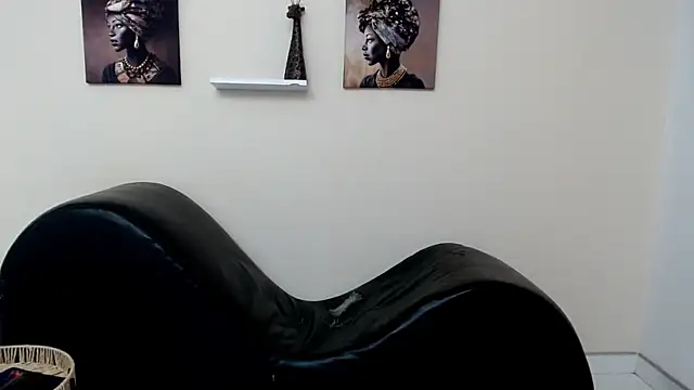 skinnysexy18 online show from 04/16/26, 01:17