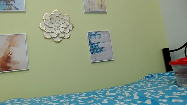 skinnysexy18 online show from 05/06/26, 08:03