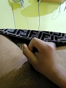 Snapshot of medelelel chatting on 02/28/26, 12:33 medelelel online show from 02/28/26, 12:33