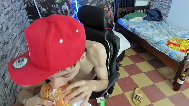 wex 077 online show from 04/15/26, 01:56