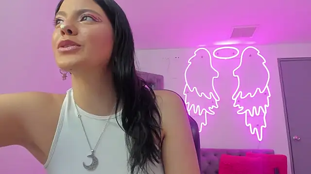 Evelin  thompsson online show from 04/17/26, 03:42