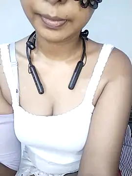 Snapshot of ASHANYA_JAYASOORIYA chatting on 04/20/26, 05:21 ASHANYA JAYASOORIYA online show from 04/20/26, 05:21