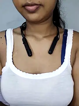 Snapshot of ASHANYA_JAYASOORIYA chatting on 05/19/26, 05:25 ASHANYA JAYASOORIYA online show from 05/19/26, 05:25