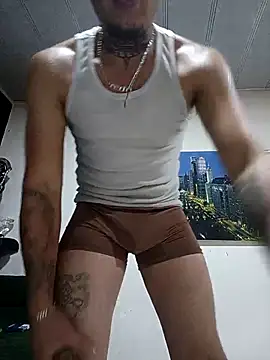 Valentino dominusSex online show from 04/16/26, 08:42