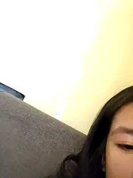 Luna Moonfang online show from 03/31/26, 02:17