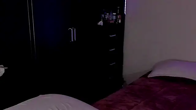 saradiazxxx online show from 04/25/26, 02:58