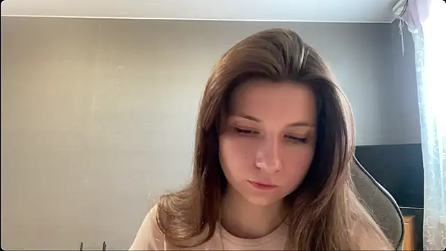 LunnaBliss online show from 05/20/26, 03:51