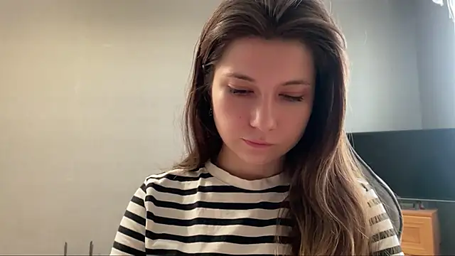 LunnaBliss online show from 05/22/26, 03:17