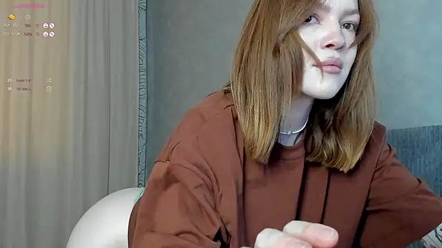 Snapshot of SunFlowerHoney chatting on 08/03/26, 11:37 SunFlowerHoney online show from 08/03/26, 11:37