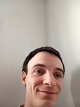 thom7246 online show from 03/31/26, 09:21