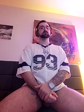 Snapshot of LargeLith chatting on 02/28/26, 09:49 LargeLith online show from 02/28/26, 09:49