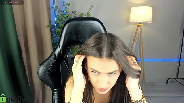 Snapshot of Adele_Lanea chatting on 03/06/26, 08:11 Adele Lanea online show from 03/06/26, 08:11