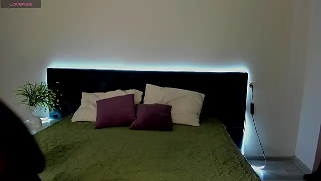 Adele Lanea online show from 05/28/26, 01:03