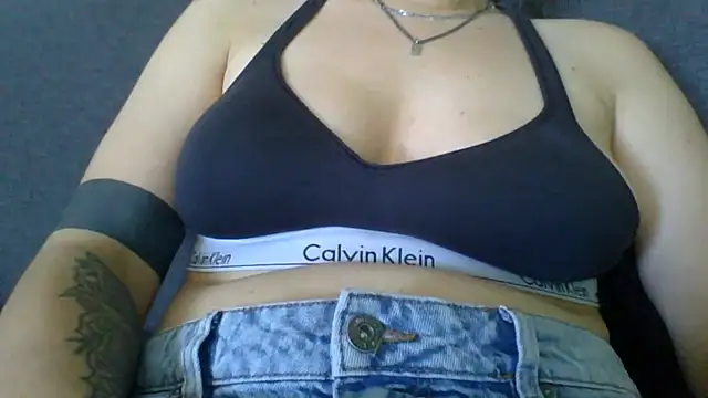 Geileboef28 online show from 06/23/26, 10:46