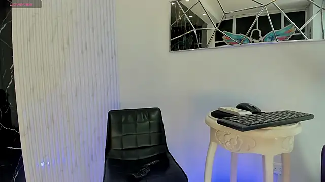 Violette 0 online show from 02/28/26, 10:11