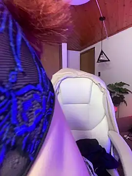 Maraia pink18 online show from 02/20/26, 01:33