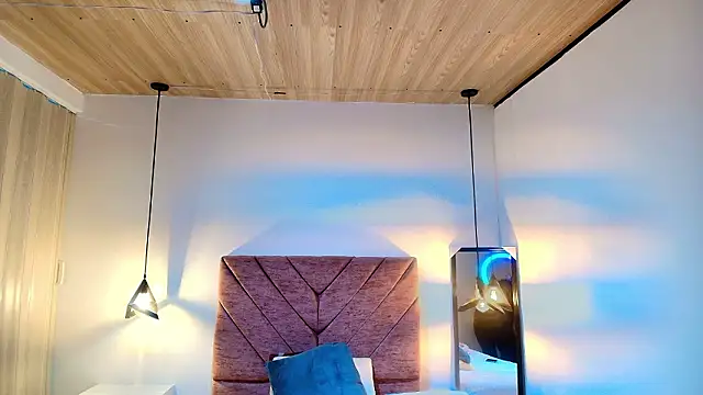 Snapshot of Sofi_Blake__ chatting on 02/26/26, 12:15 Sofi Blake online show from 02/26/26, 12:15