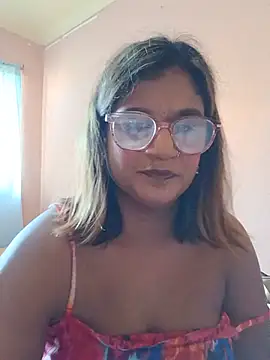 indianstrawberrylips4u online show from 07/20/26, 10:50
