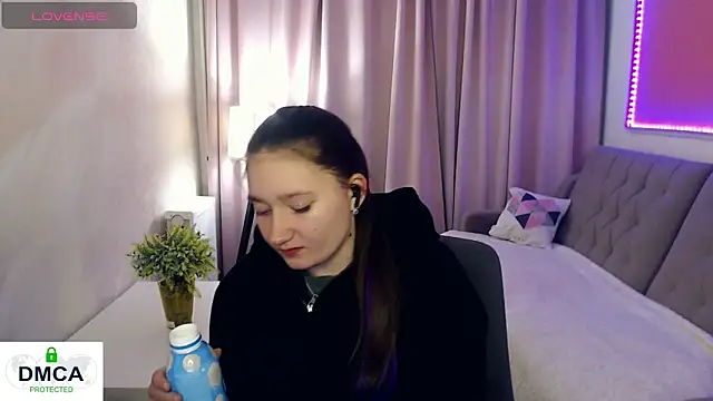 Sparkling Starlet67 online show from 03/03/26, 02:12