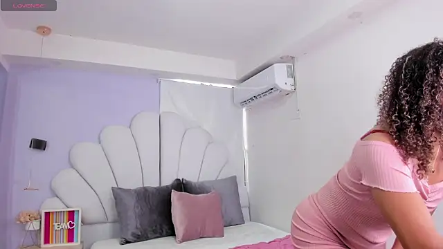 gabby foox online show from 04/01/26, 09:23