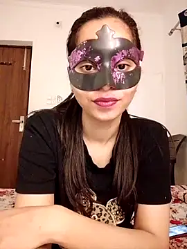 cute girl 29 online show from 05/02/26, 01:10