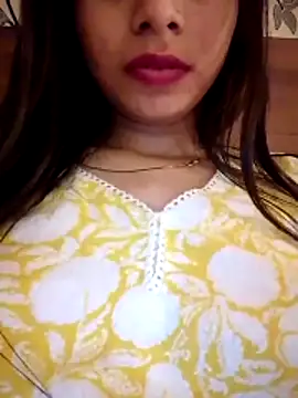 cute girl 29 online show from 06/21/26, 12:02