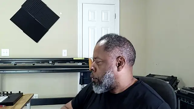 Cleozevo1961 online show from 04/07/26, 05:02