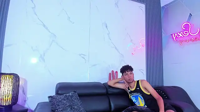 Spicy guys online show from 05/09/26, 01:16