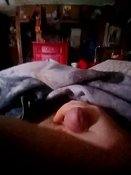 Snapshot of jacklow22 chatting on 02/22/26, 02:37 jacklow22 online show from 02/22/26, 02:37